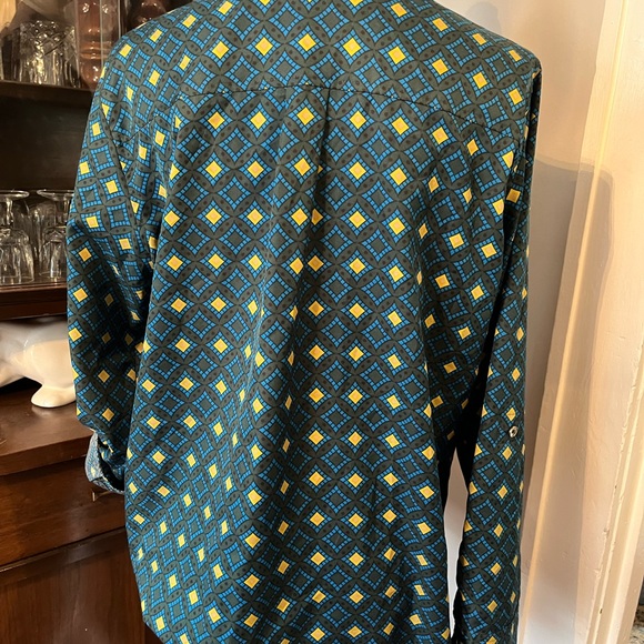Sleek Jones New York geometric collared shirt - Picture 6 of 9